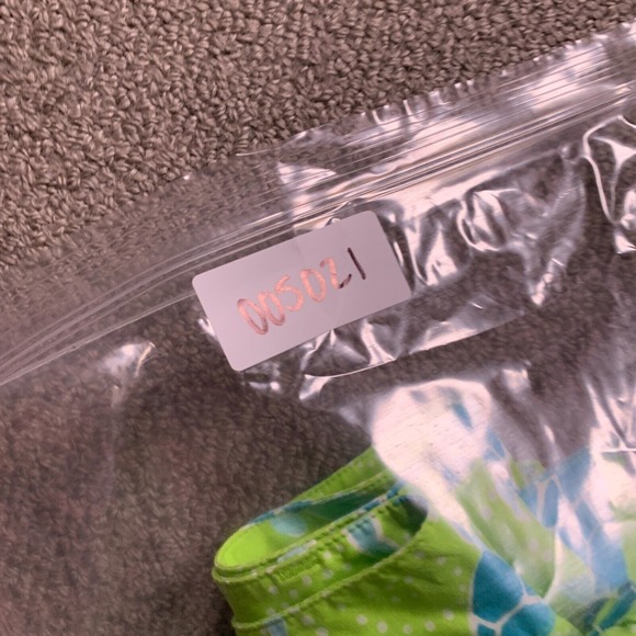 Vintage Lilly Pulitzer Pants 4 Green Turtle Print White Label Stretch Capri - Picture 12 of 12